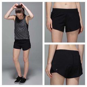 Pleat to Street Lululemon Black Shorts size 6 RARE